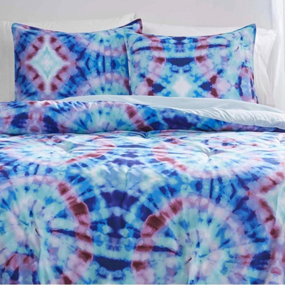 Ivory Ella Full/Queen Comforter Set